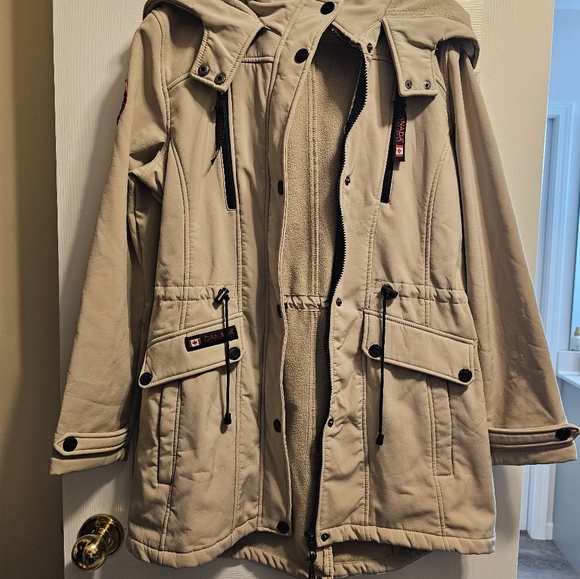 Womens jacket - Picture 5 of 9